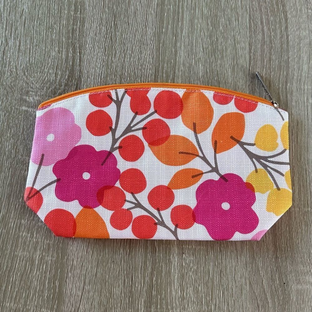 NWOT … CLINIQUE Floral Cosmetic / Makeup Bag - Picture 2 of 3